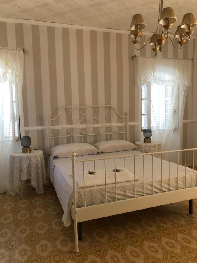 Casa Relax, Un Uliveto Sul Mare. Villa Diano San Pietro Eksteriør bilde